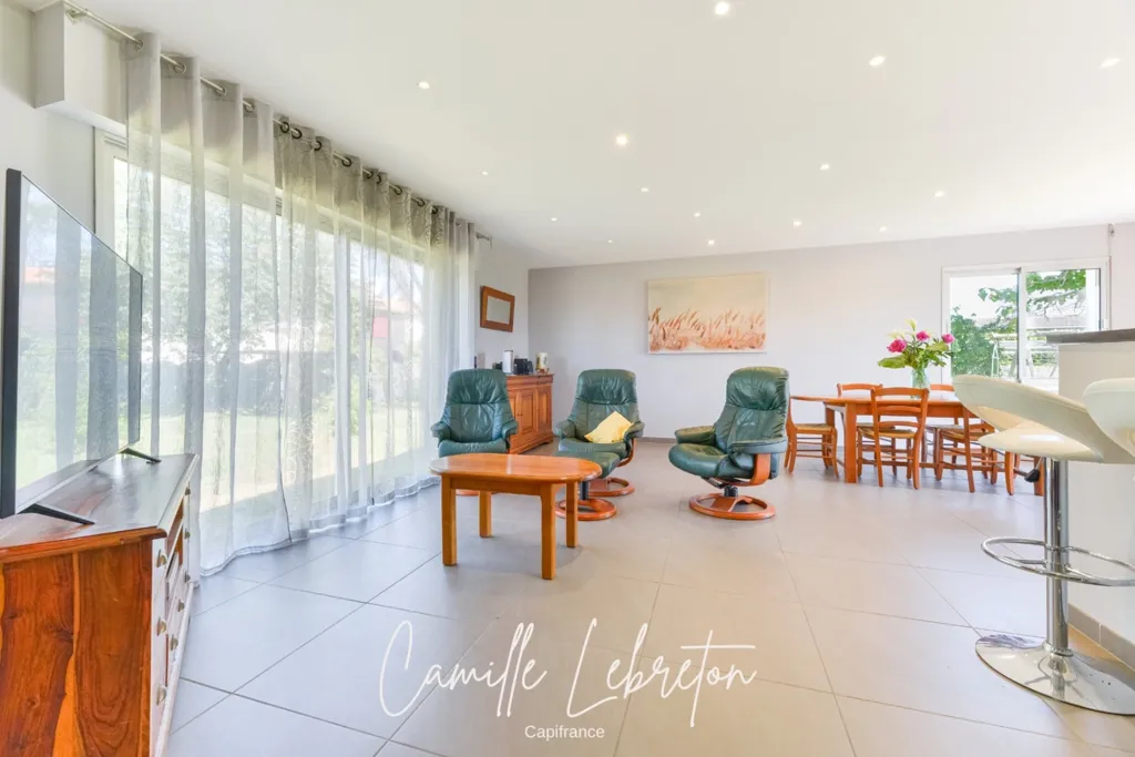 Séjour - Maison Familiale avec Grand Terrain à Vallet