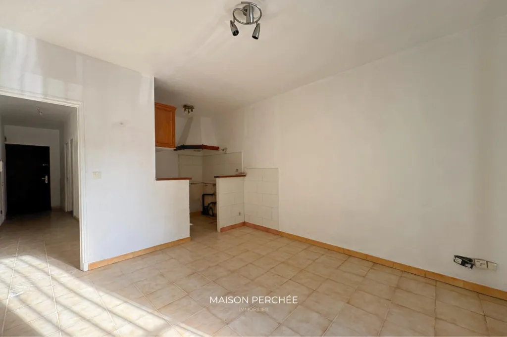 Toad - Studio with Parking in Draguignan