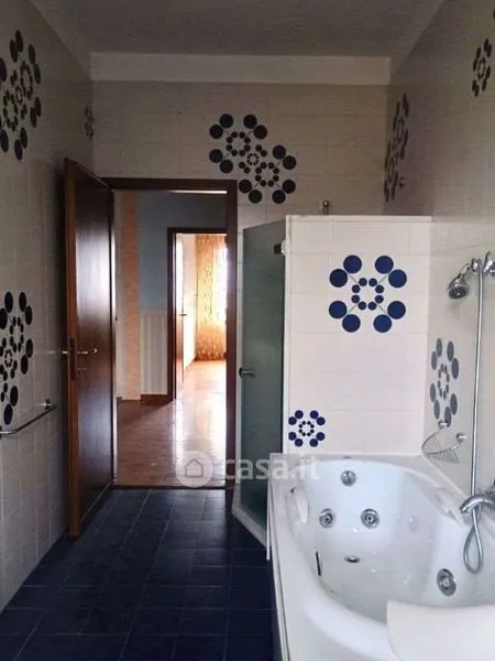 Salles de bain - Apartment with Large Terrace in Carpi