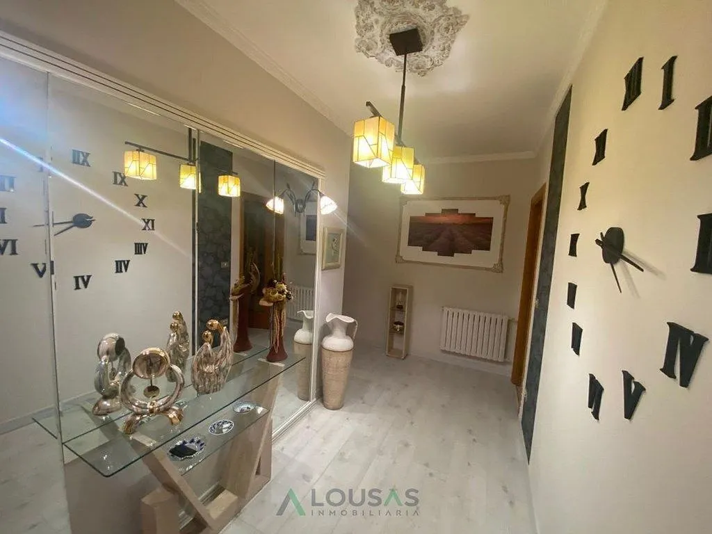 hallway_entrance