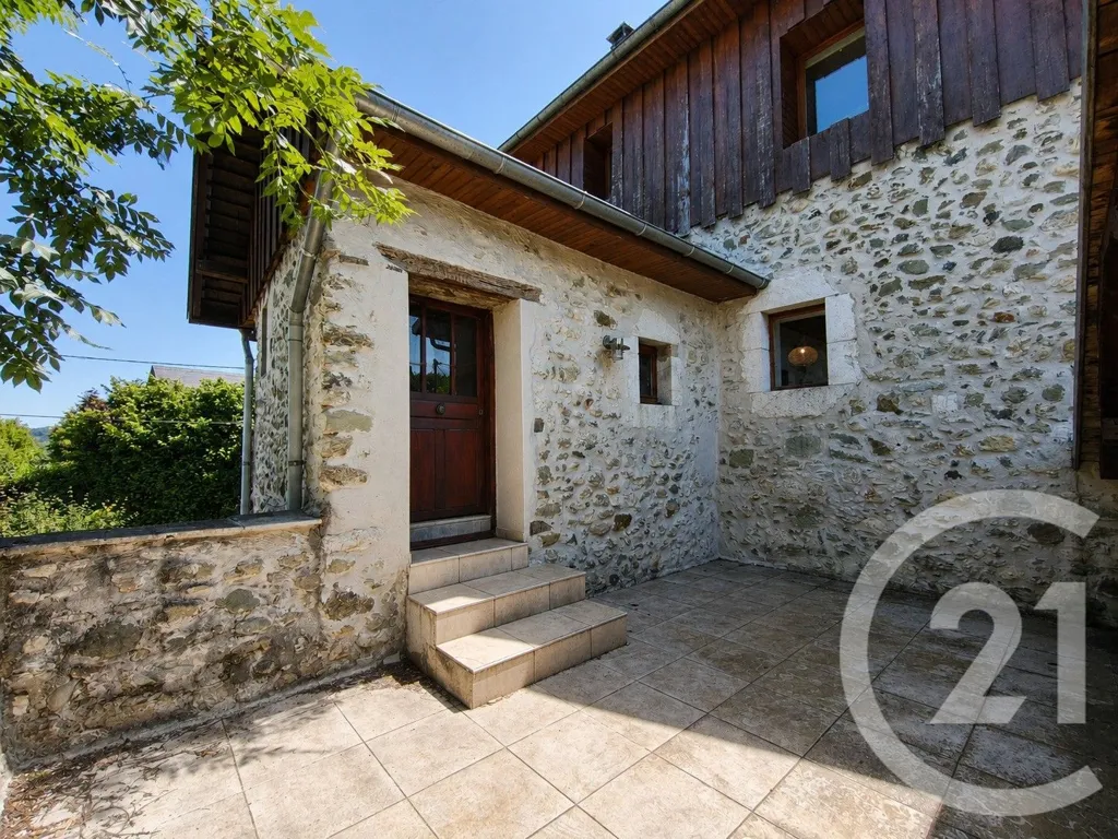 Välivaade - Historic Manor with Pool in Grésy-sur-Aix