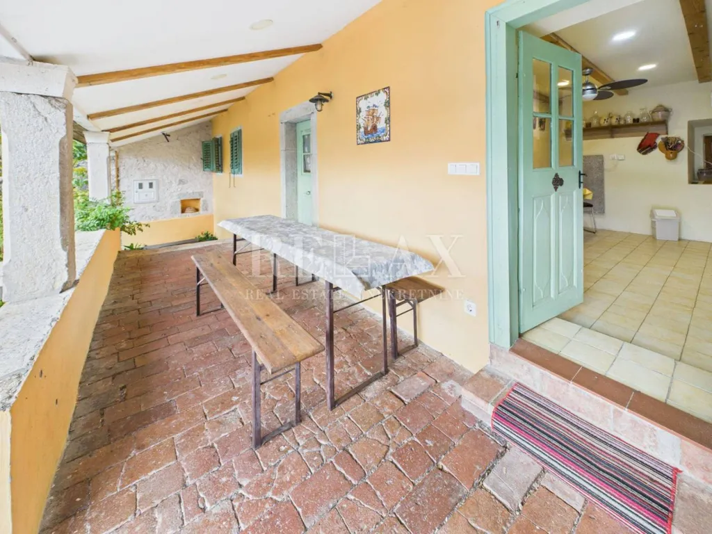 Terrasse - Charming Stone House with Sea View in Grižane