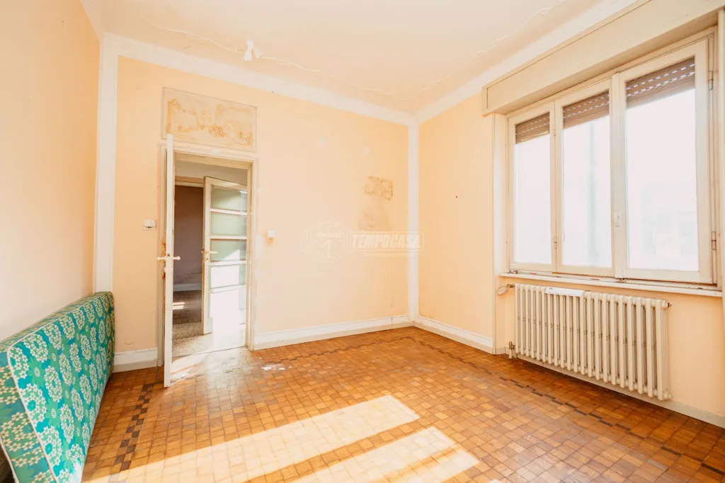 Toad - Two-Bedroom House with Garden in Vigevano Centre