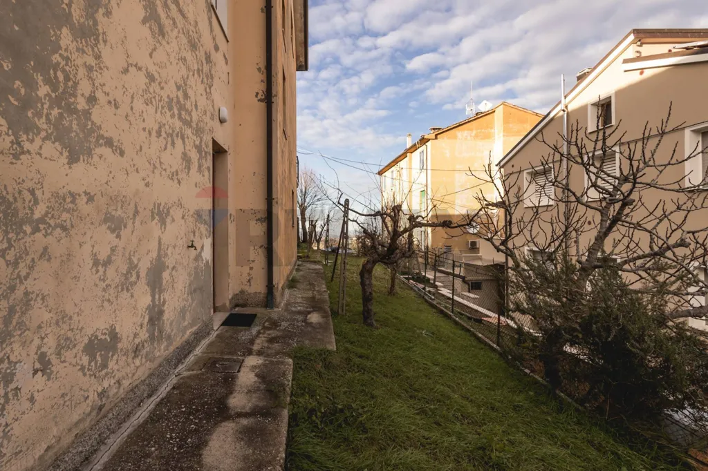 Jardin - Independent House with Sea View in Mondaino