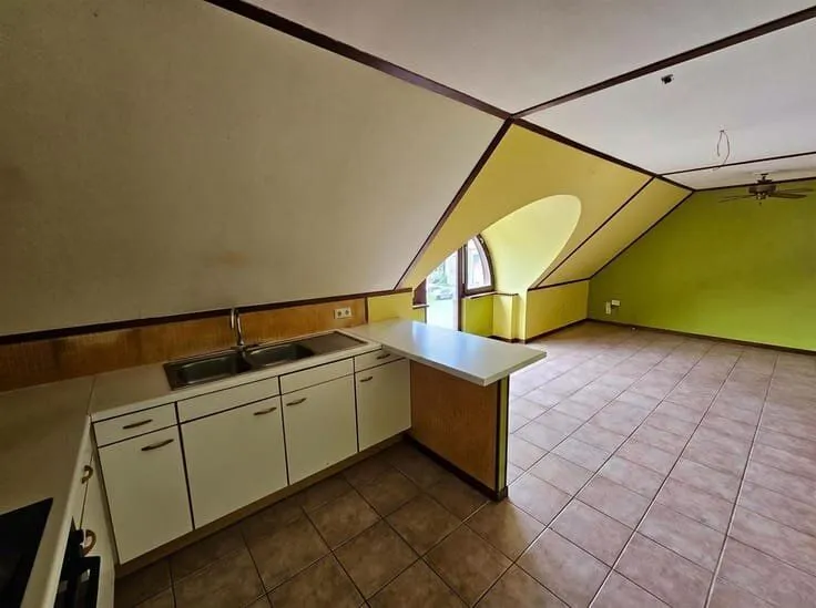 Toad - Flat with Attic Storage in Namur Centre