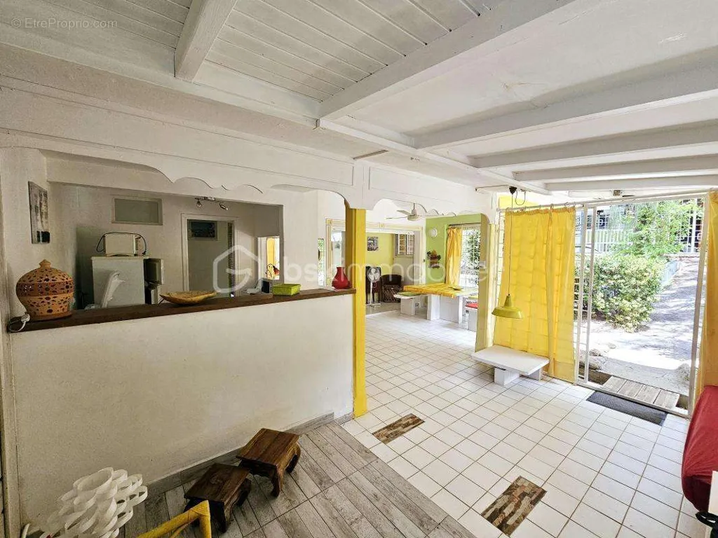 Séjour - Ensemble de Deux Maisons avec Piscine à Saint-François