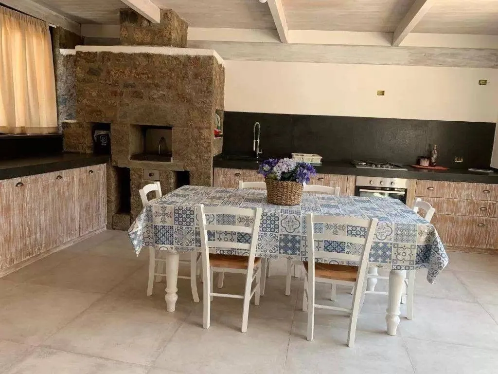 Söögituba - Exclusive Cottage with Sea View in Pantelleria