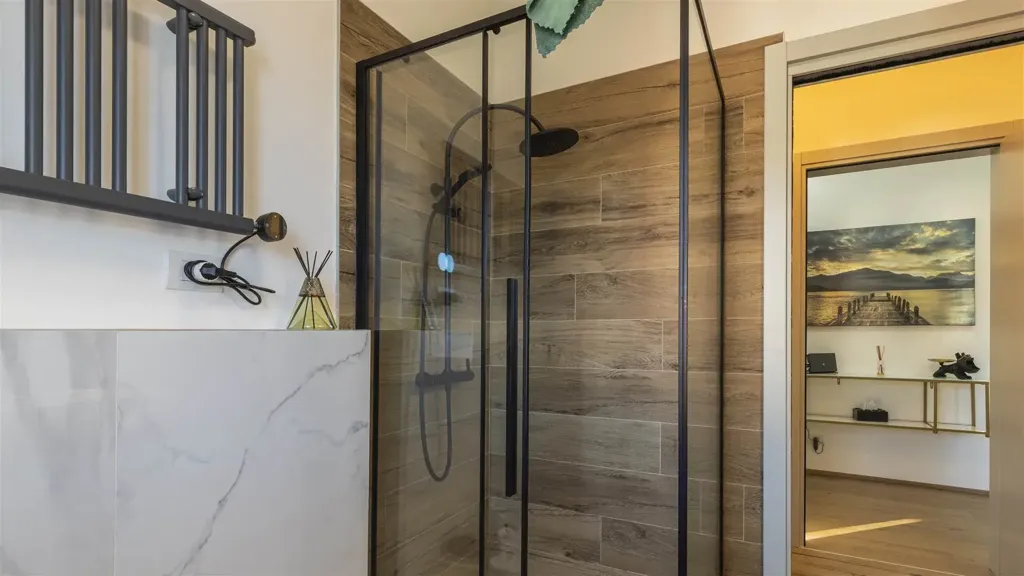 Vannitoad - Rearranged Apartment with Balcony in Modena