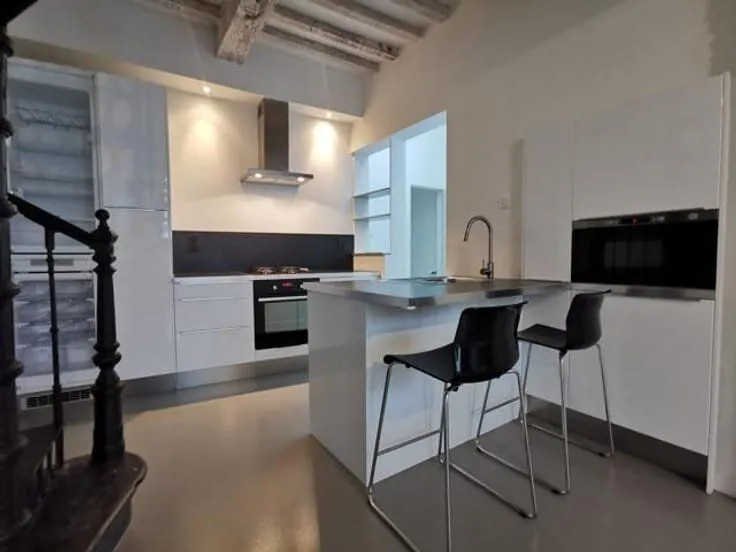 Cuisine - Maison Mitoyenne avec Cuisine Équipée au Centre de Mons