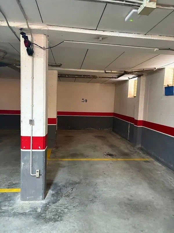 Garage - Apartment with Terrace in La Cistérniga