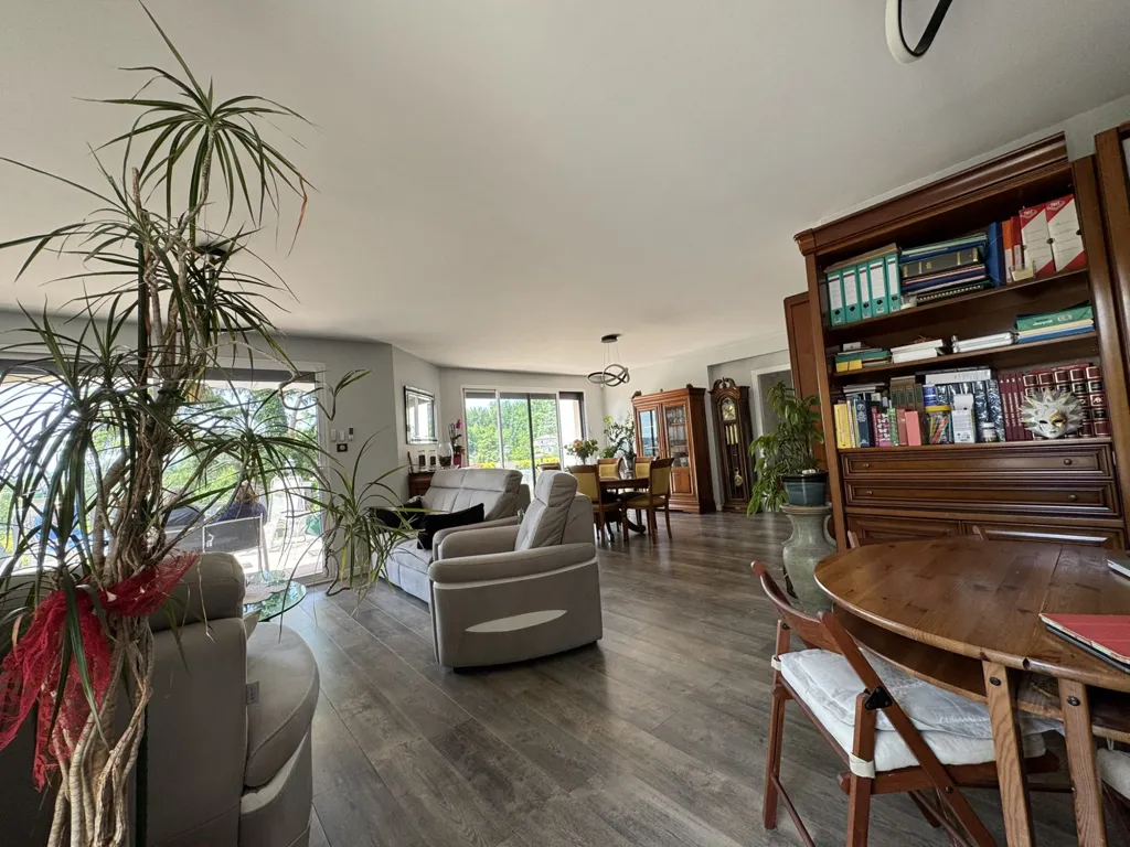 Elutuba - House with Pool and View in L'Etrat
