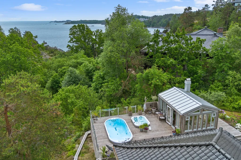 Vue aérienne - Architect-Designed House with Sea View in Larvik
