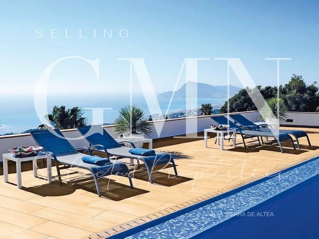 Pool - Luxury Villa with Sea View in Altea