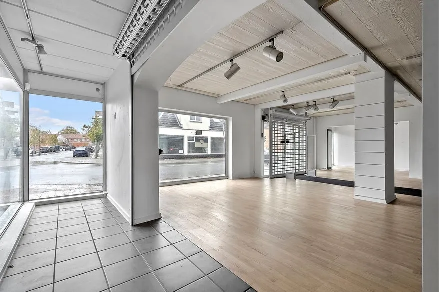 Pièces - Commercial Property with Development Potential in Grindsted