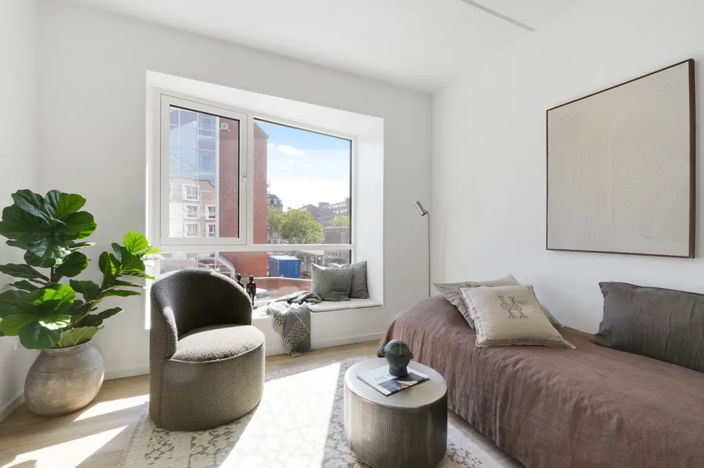 Living Room - 1-Bedroom Apartment with Private Bathroom in Østerbro