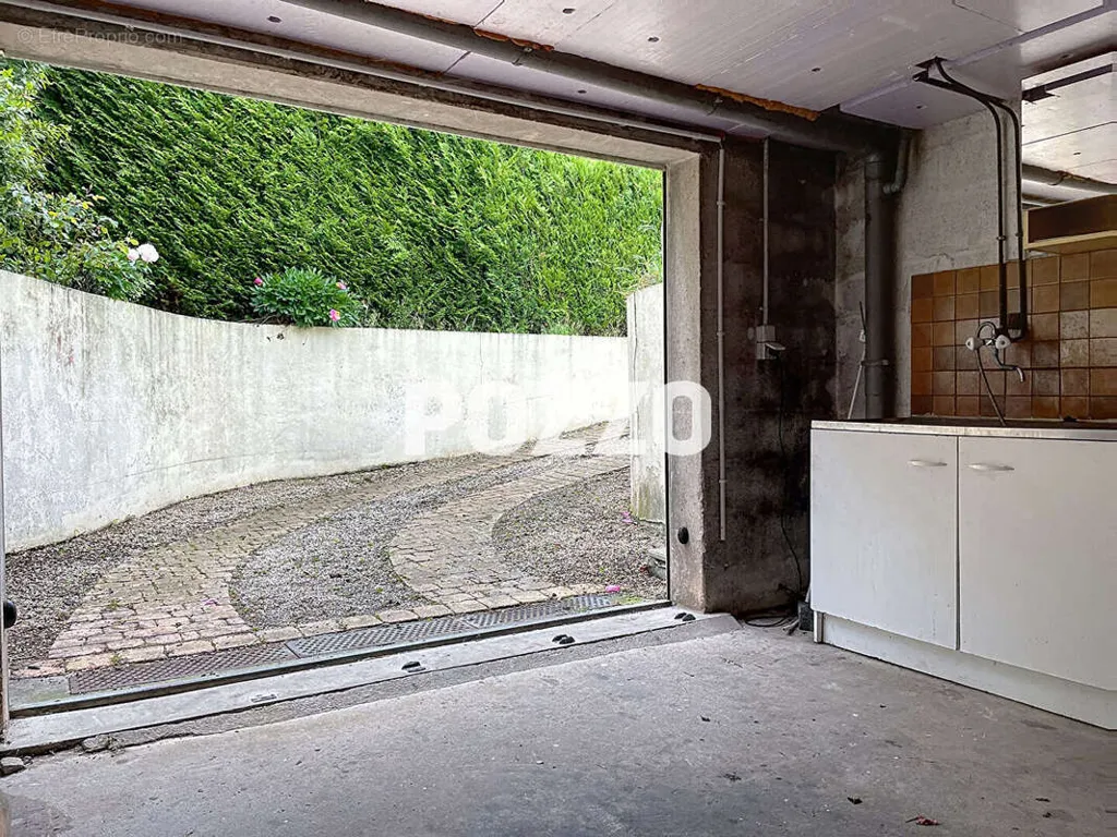 Garage - Detached House with South-Facing Terrace near Caen