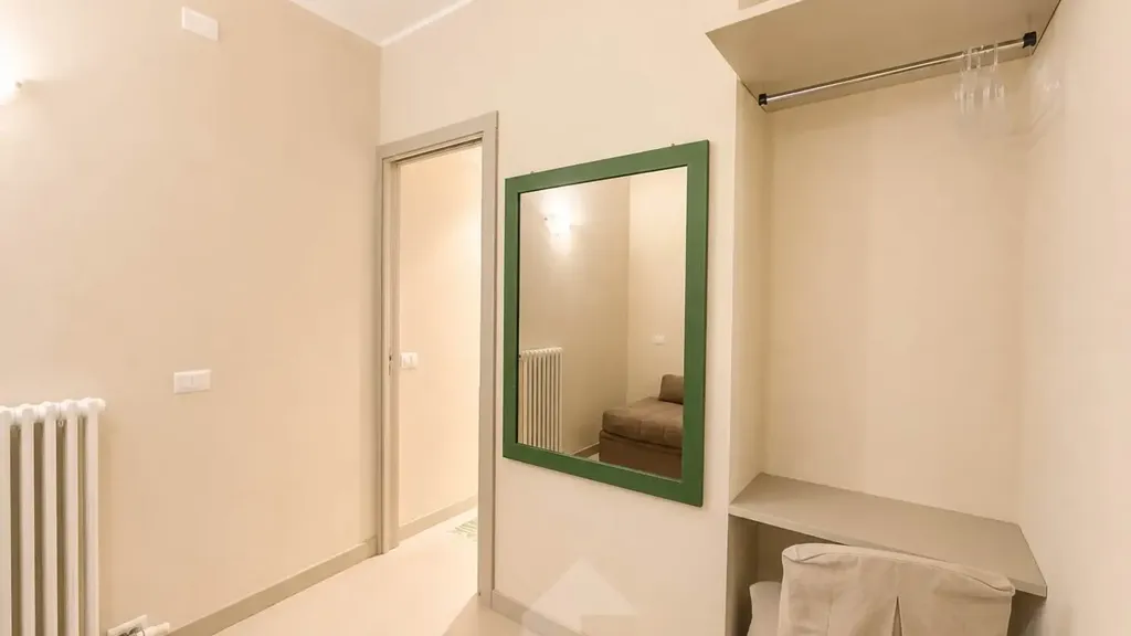 Esik - Rustic Lake View Apartment in Musso