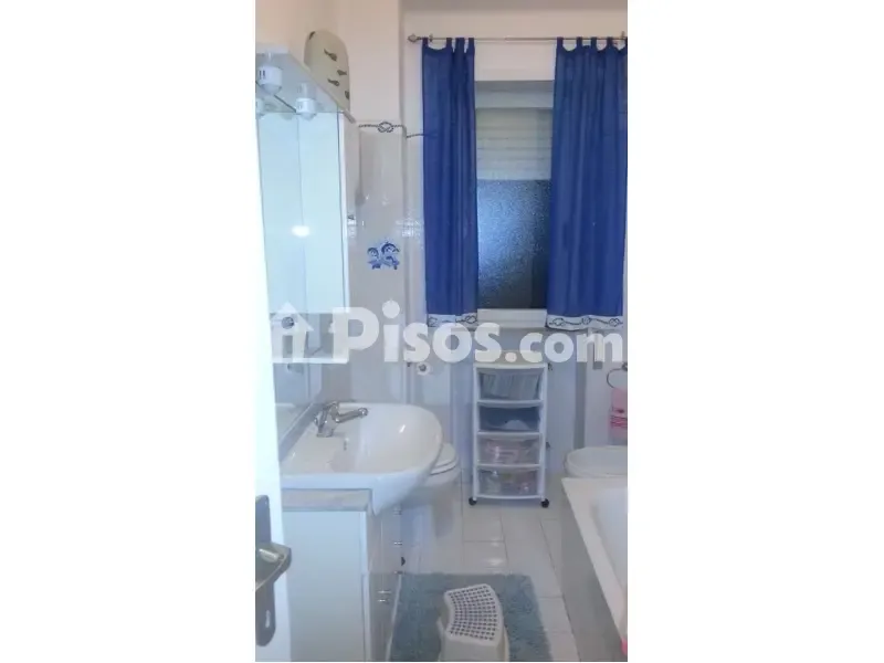 Salles de bain - Bright Apartment with Balconies in Balàfia