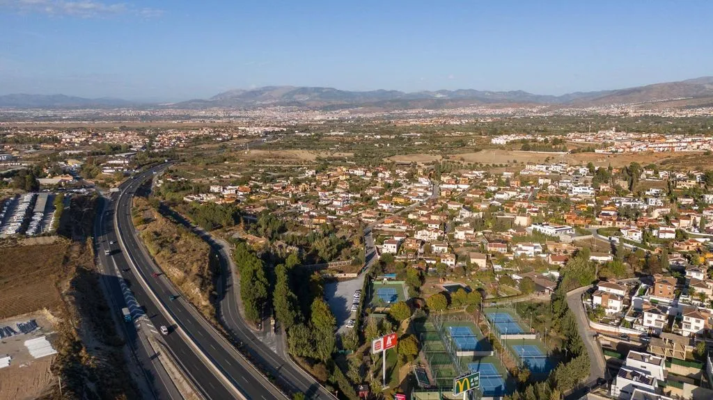 Vue aérienne - Building Land with Urbanisation Potential in Otura