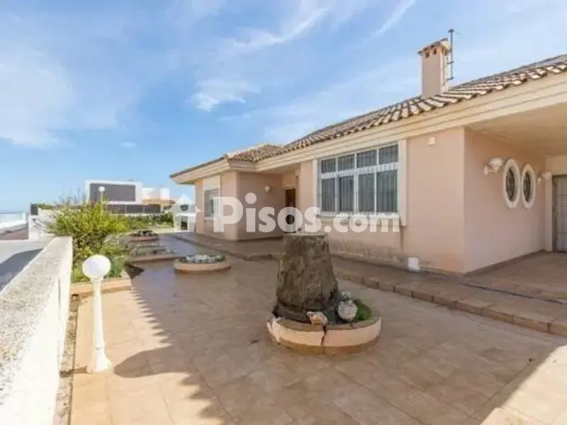 Terrass - Chalet with Seafront Access in La Manga