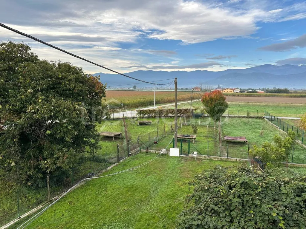 Giardino - Rustic Cascina with Garden in Revello