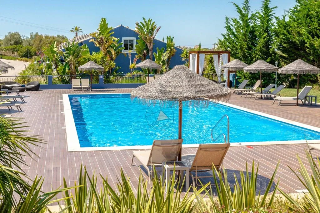 Bassein - Operational Resort Hotel with Villas in Praia Da Luz