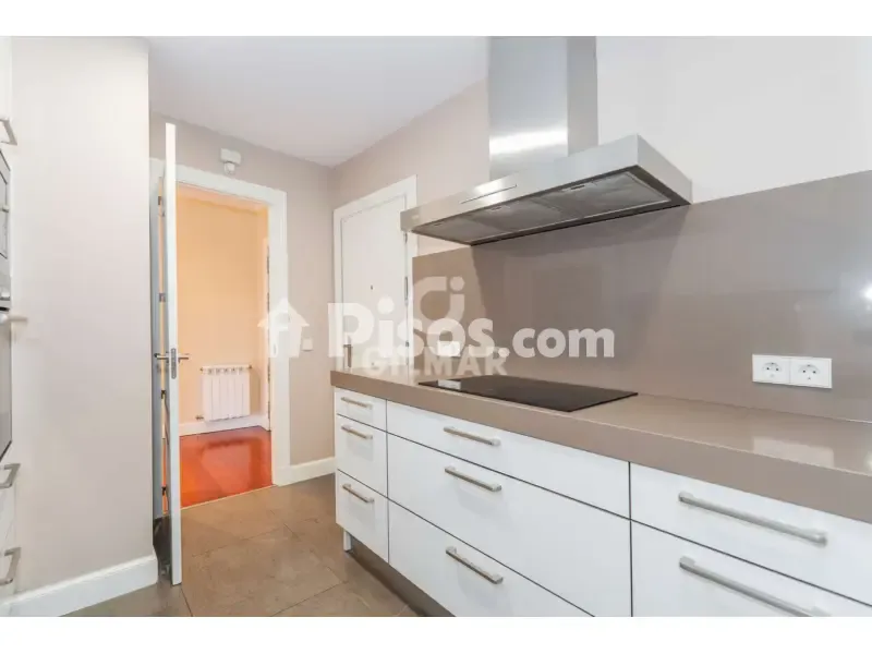 Appartement 4 chambres à ES