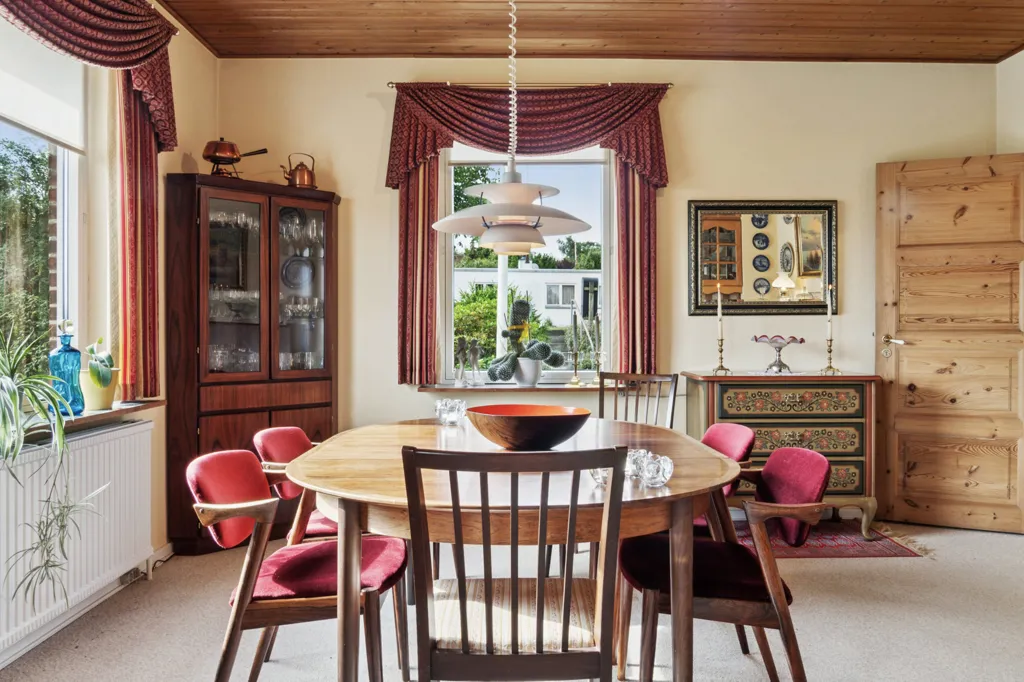 dining_room