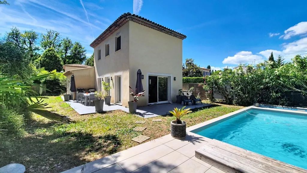Bassein - Villa with Pool in Valbonne