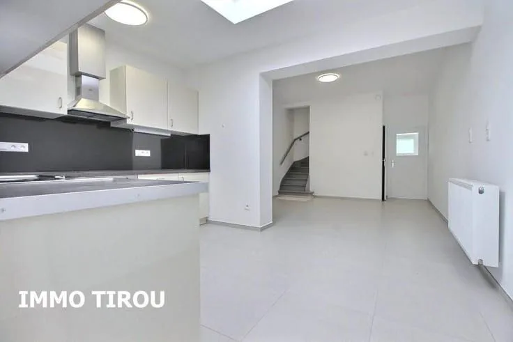Cuisine - Maison Rénovée avec Terrasse dans un Cadre Calme