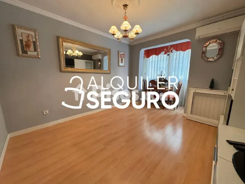 Elutuba - Fully Renovated Flat with Balcony in Carabanchel