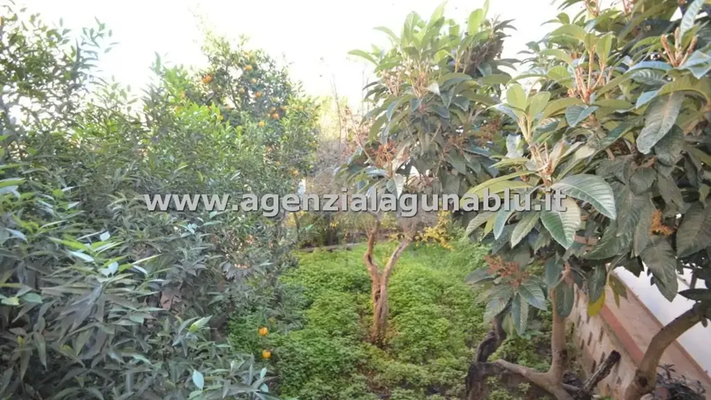Aed - Villa with Multiple Units in Mazara del Vallo