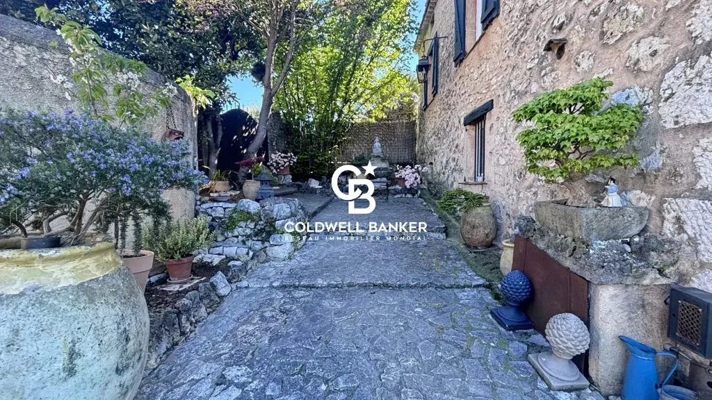Jardin - Propriété de Luxe avec Potentiel de Développement à Saint-Paul-de-Vence