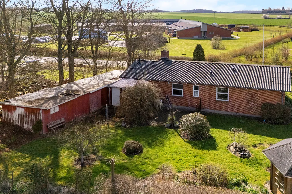 Aerial - 5-room house in Hammel
