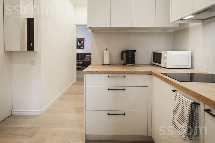 Köök - Renovated Apartment with Balcony in Riga Centre