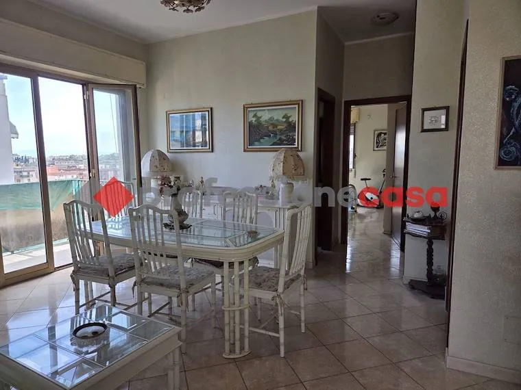 Söögituba - 2-Bedroom Apartment near Piazza Risorgimento, Catania