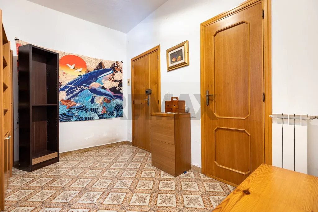 Esik - Apartment with Terrace in Quartu Sant'Elena