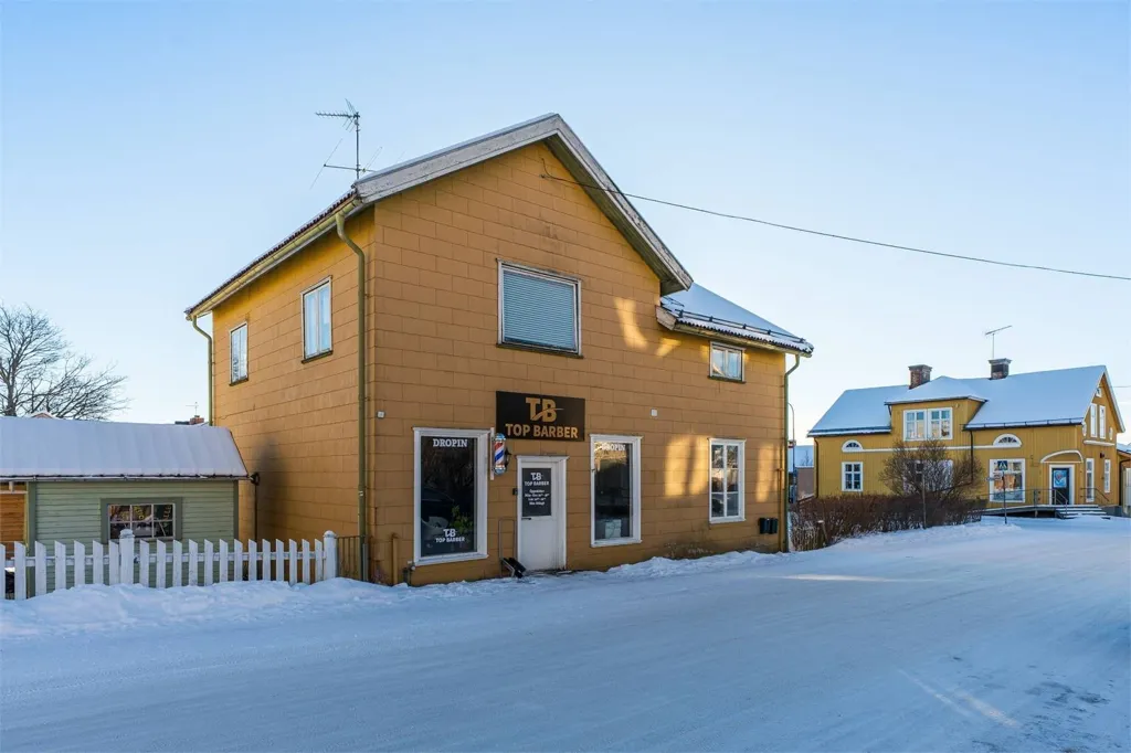 Esterno - Property Portfolio in Central Nordmaling