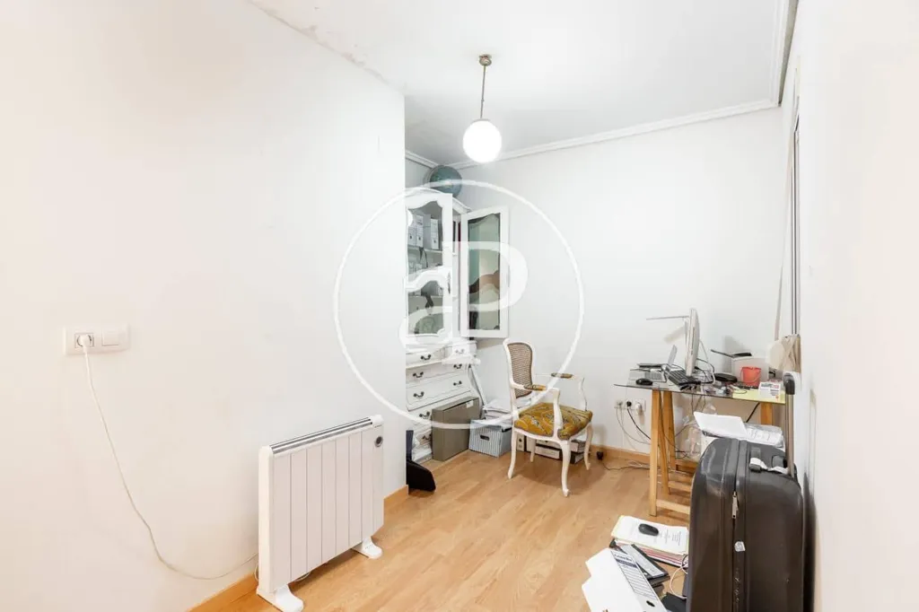 Bureau - Modern Flat with Terrace in Nou Moles