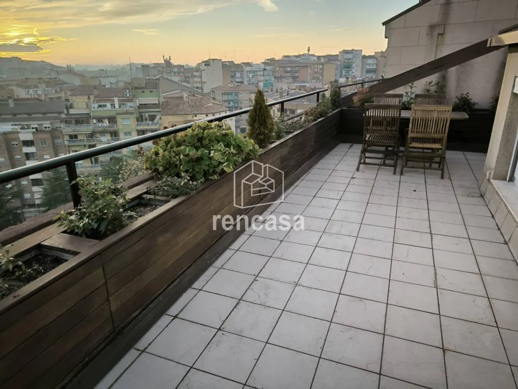 Terrass - Duplex with Terrace near Universitat