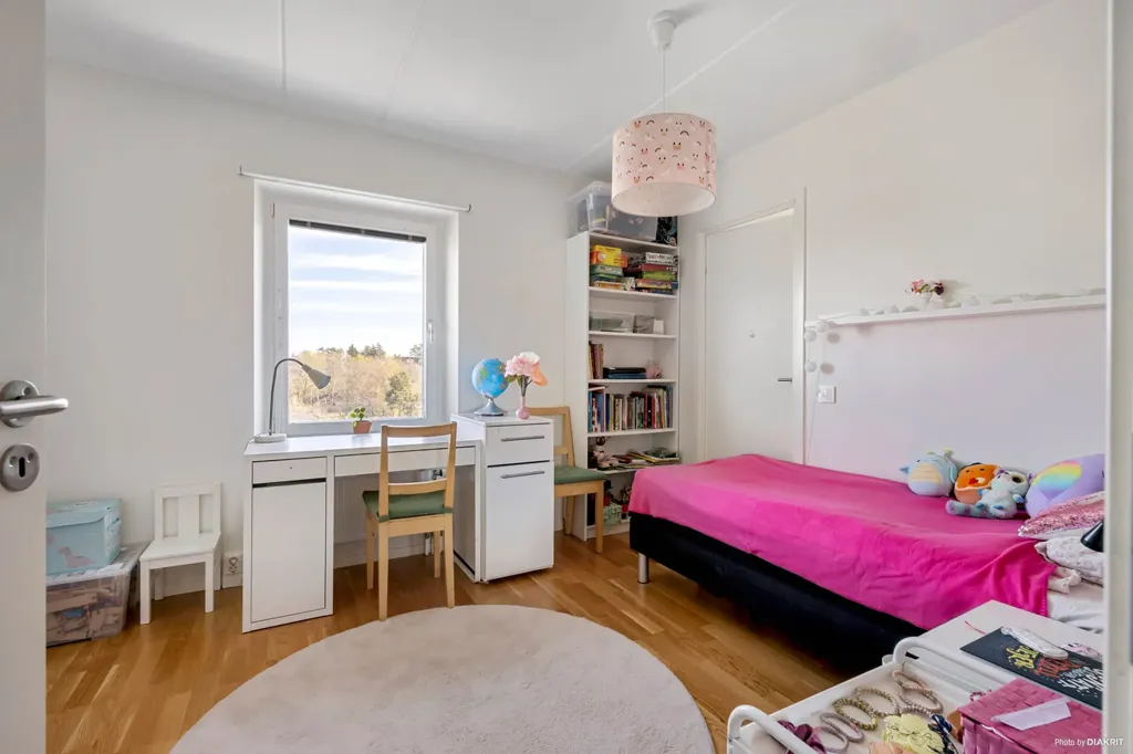 Chambres - Appartement 4 pièces à Skärholmen