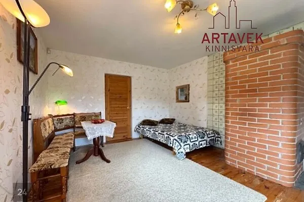Living Room - Two-Bedroom Cottage with Garden in Tapa