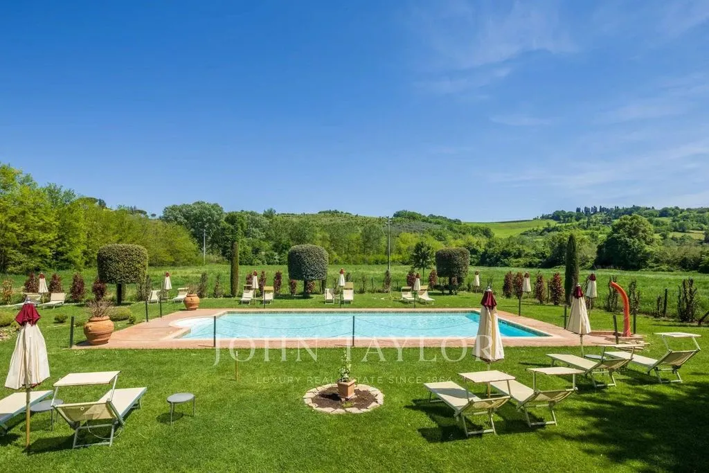 Piscina - Boutique Hotel with Pool in San Gimignano