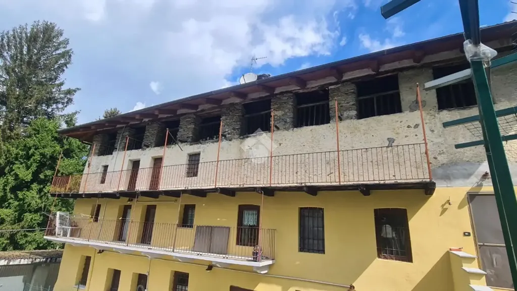 Extérieur - Historic Apartment with Balcony in Ceres