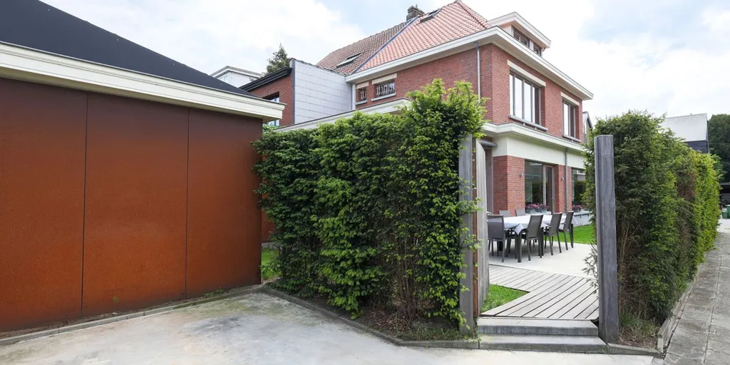 Extérieur - Maison Future-Proof avec Piscine à Mortsel