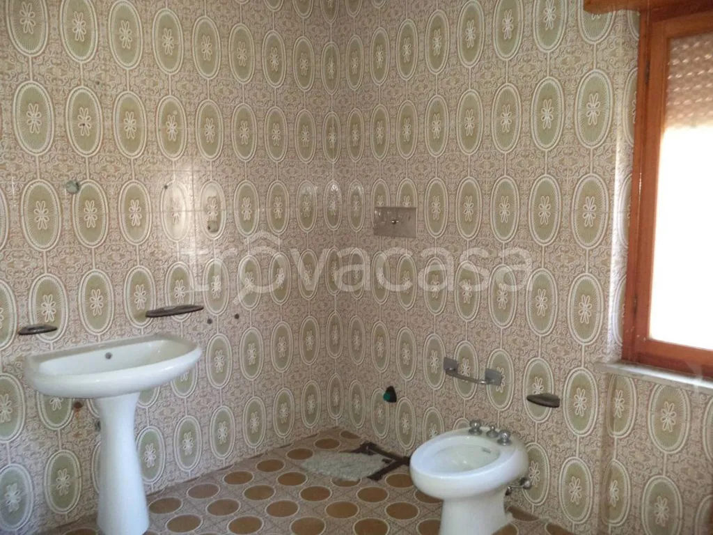 Bagni - Spacious Villa with Garden in Carlino