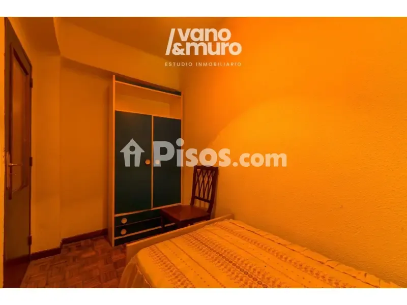 Camere da letto - Flat for Renovation with Balcony in Salamanca