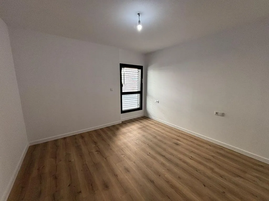 Toad - Modern Flat with Air Conditioning in Sabadell