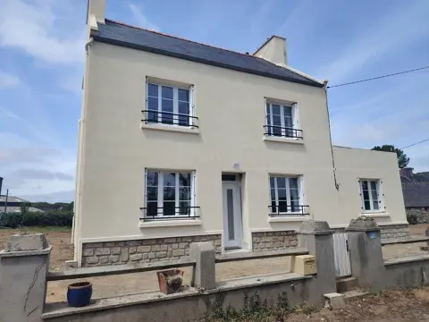 Välivaade - Renovated House with Garden in Ploudaniel