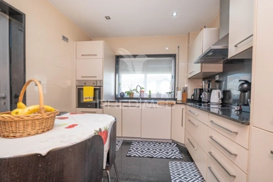 Cuisine - Renovated T3 Flat with Garden in Ermesinde